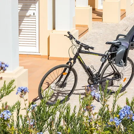 Nau Village 4* סלמה
