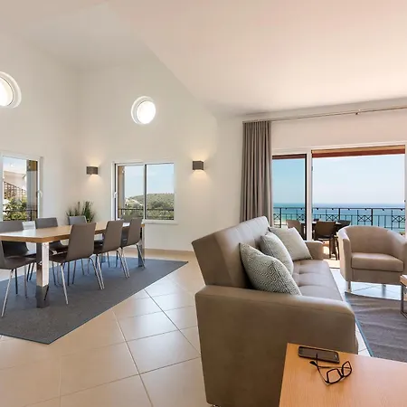 Nau Village 4* Salema