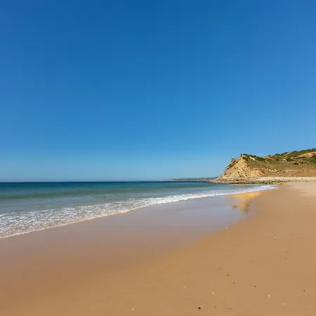 Nau Village 4* Salema