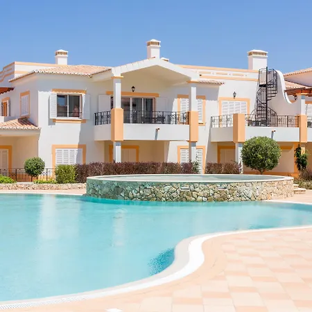 Nau Village 4* Salema