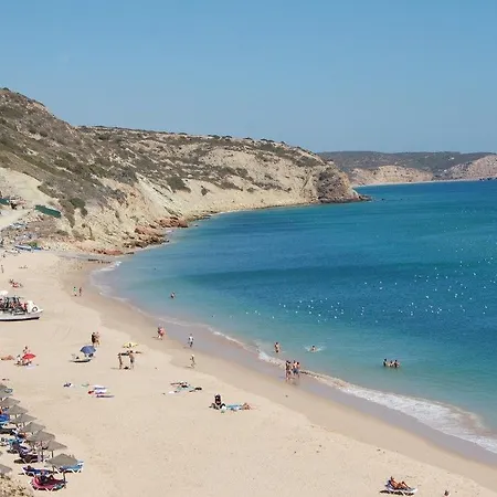 Nau Village 4* Salema