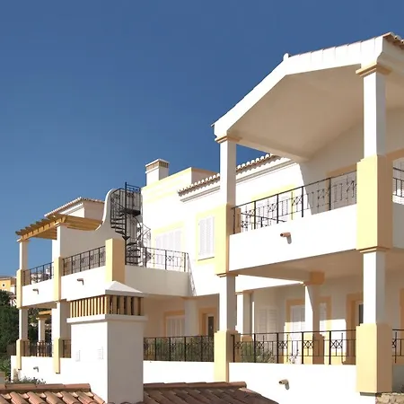 Nau Village