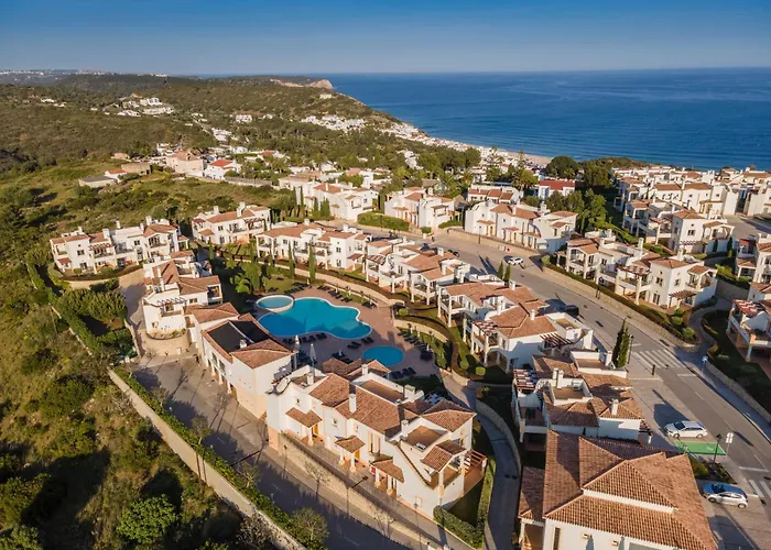 Parque de vacaciones Nau Village Salema